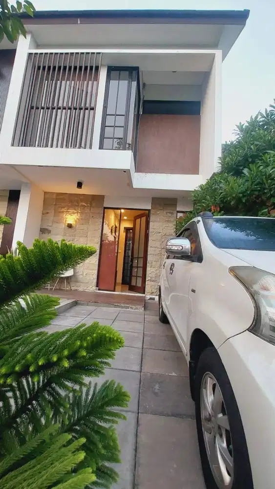 Disewakan Rumah 2 Lantai Semi Furnished di Shojiland Siap Huni
