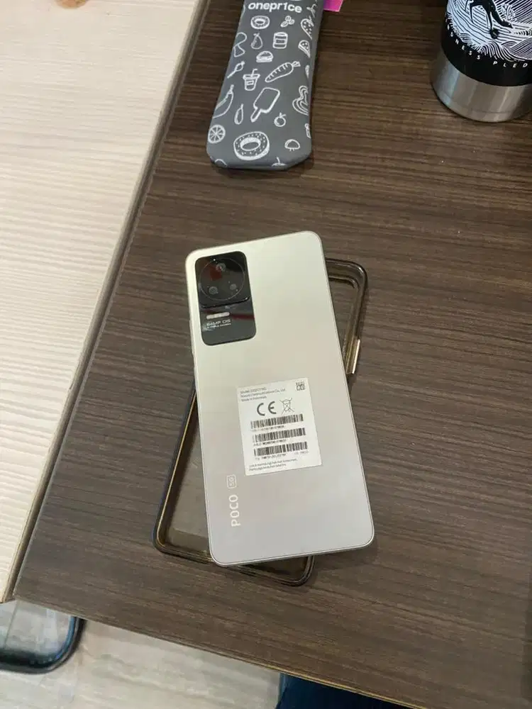 Pocophone F4 8/256