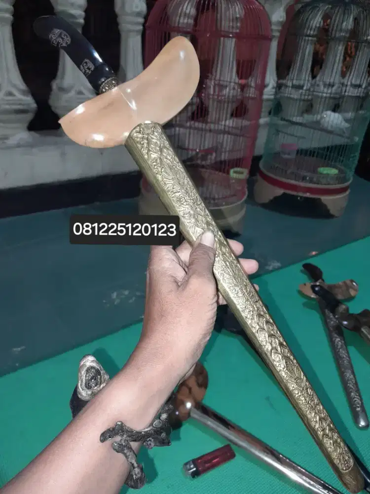 Keris sepuh brojol