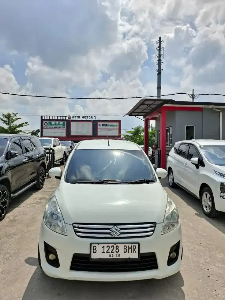 Ertiga 2013 GL matic. AC double km 104rb