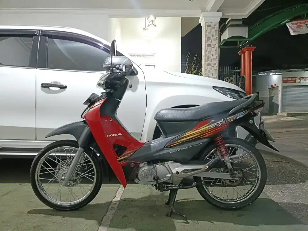 Supra fit new tahun 2005 full original/tt boleh gan cash lebih bagus