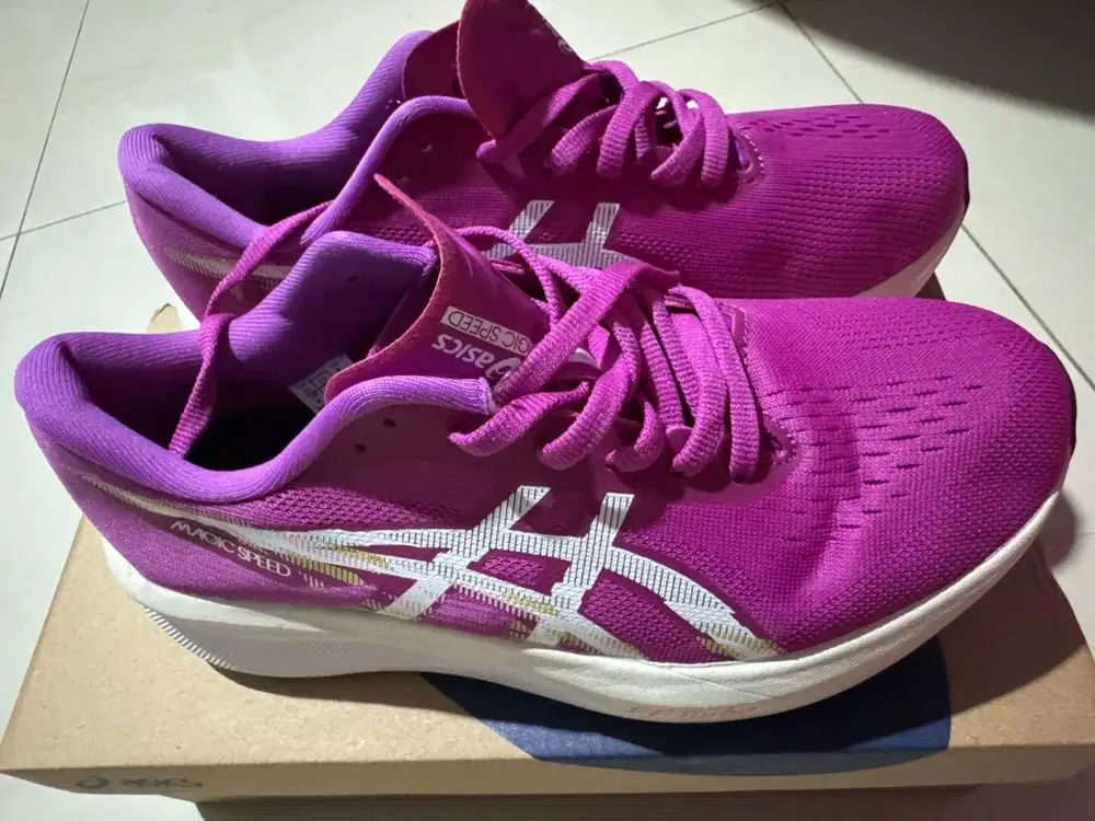 Asics MS Magenta Size 37