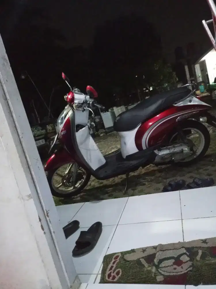 Du jual honda scoopy 2011