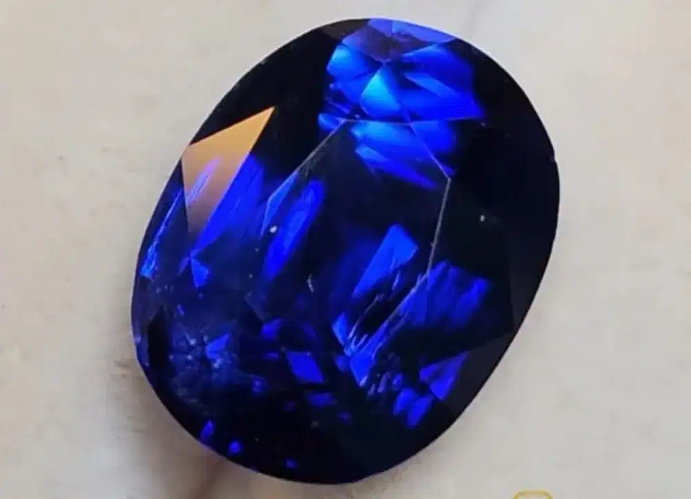 Murah batu permata blue safir warna terbaik Vivid blue 4.74 ada memo