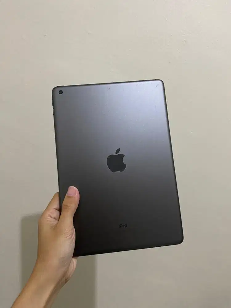 iPad Gen 9 Pemakaian Pribadi Kondisi 97% - Fullset