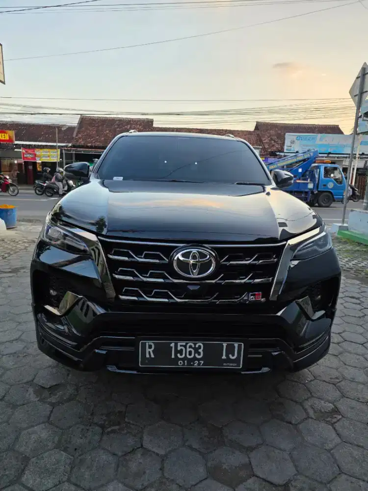 Fortuner gr 2.4 tahun 2022