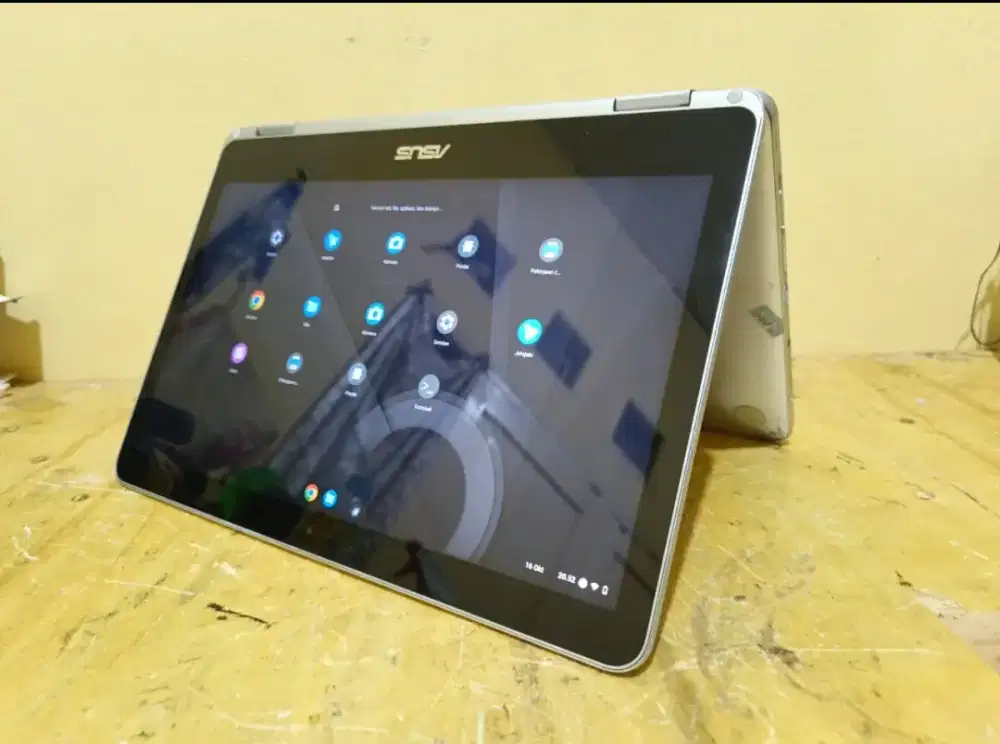 Laptop Asus Chromebook C302 Flip Ram 8gb Model Slim anti lemot