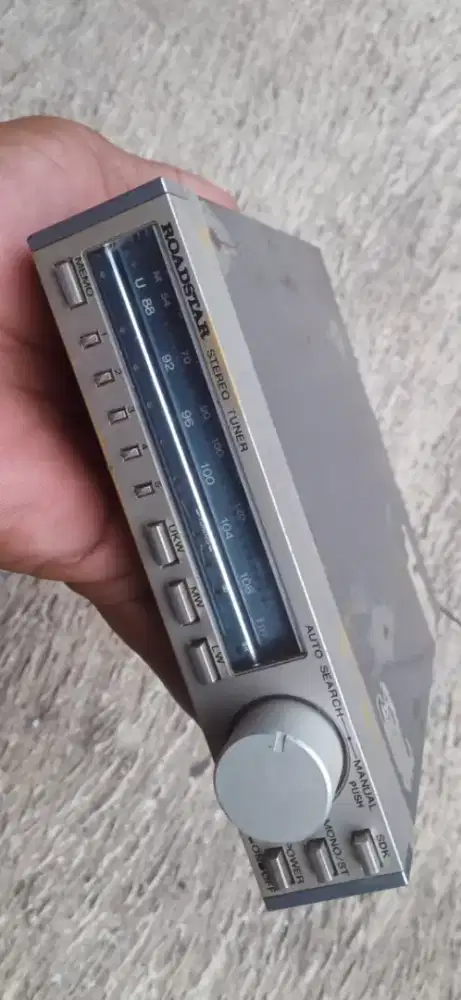 Radio mobiL jadul