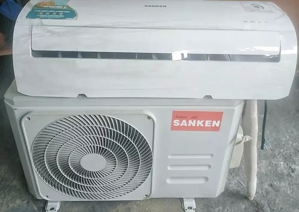 AC SANKEN 1/2 PK R32 Low300Watt Orisinil Dingin Sekali Bagus & Normal