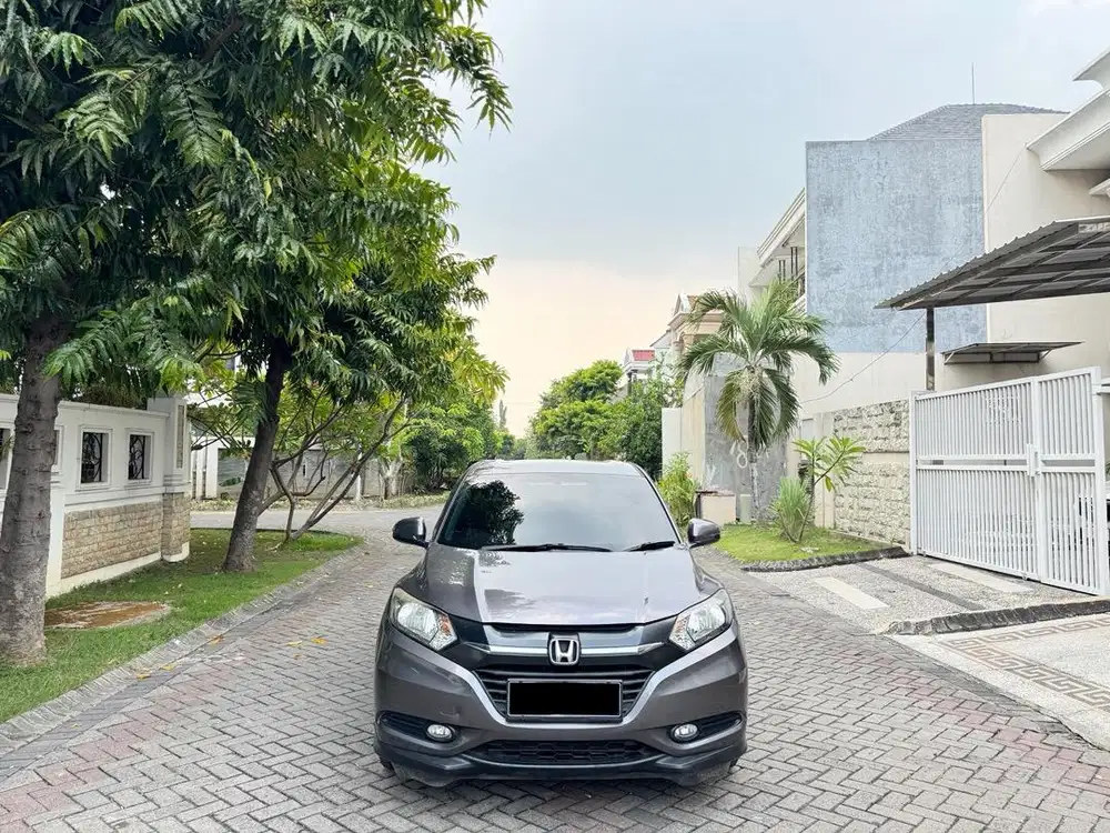 Honda HRV 1.5 E Matic 2016 PMK 2017 Grey Facelift Plat L