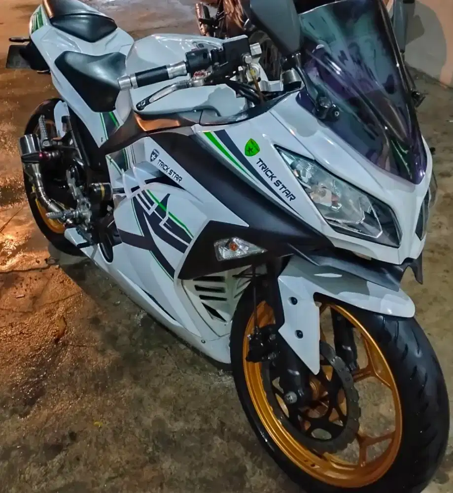 Kawasaki ninja 250 fi siap pakai pajak panjang surat lengkap