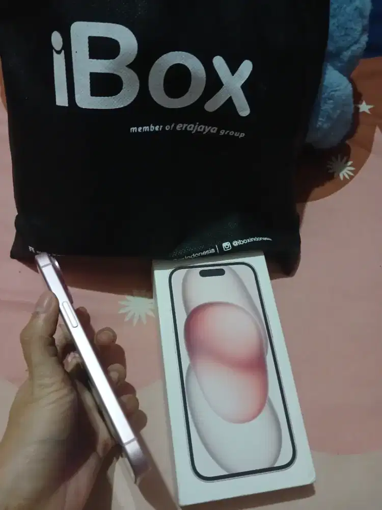 iphone 15 ibox garansi smp tahun depan 128gb bh 98% fullset.