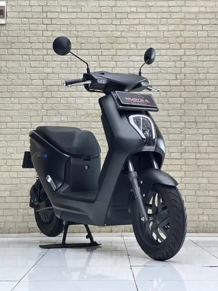 Honda EM 1 2025 odo masih 1000 original