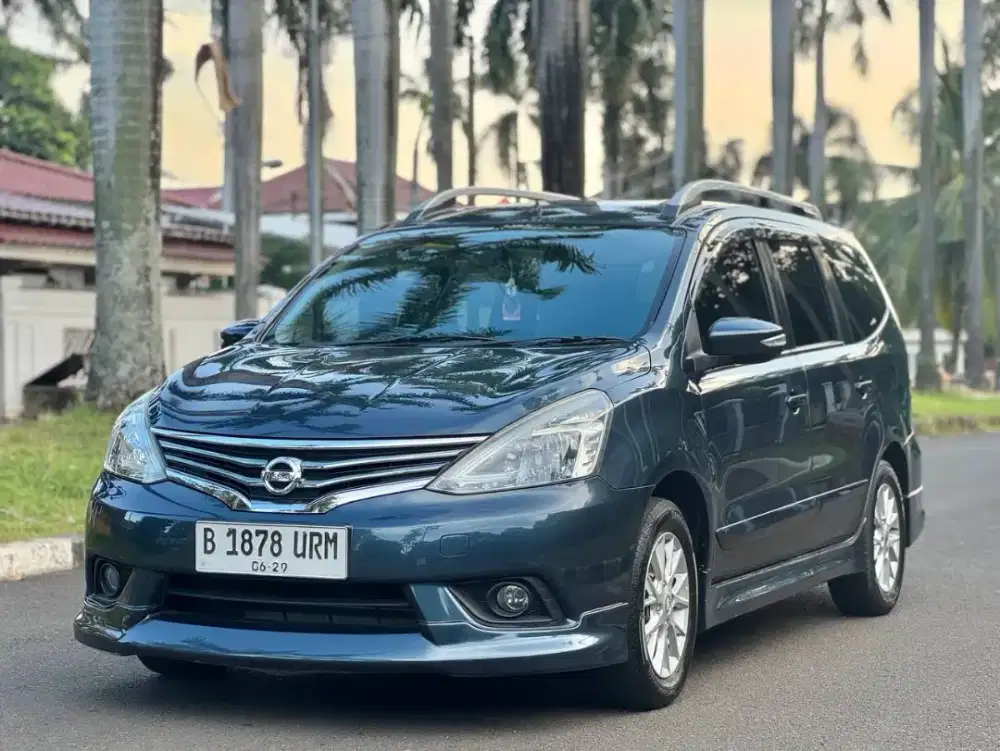 Grand livina HWS at 2014 Biru Tua Metalik Pajak Panjang