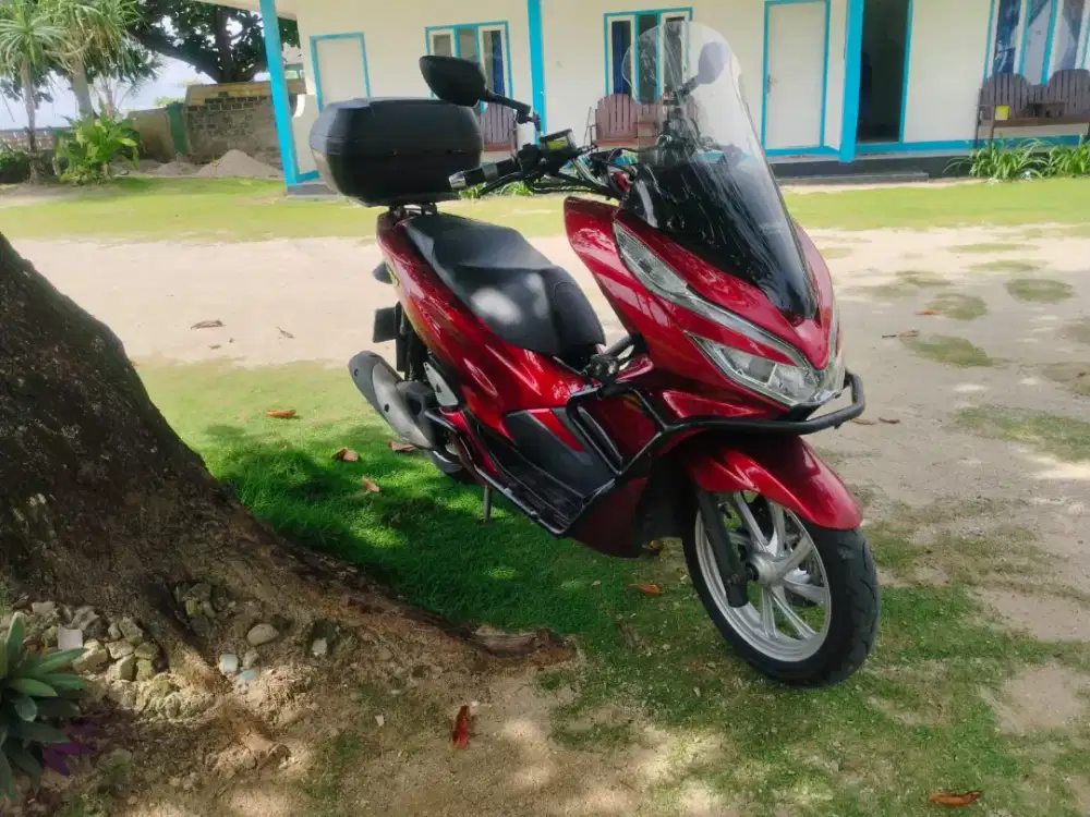 Honda pcx tahun 2020
