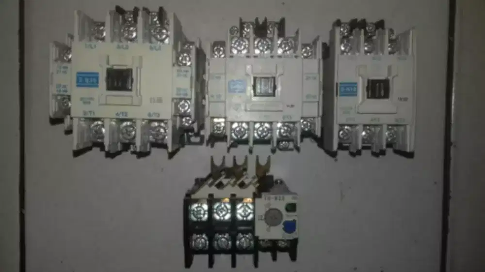 Contactor mitsubishi sn35,sn20&sn18
