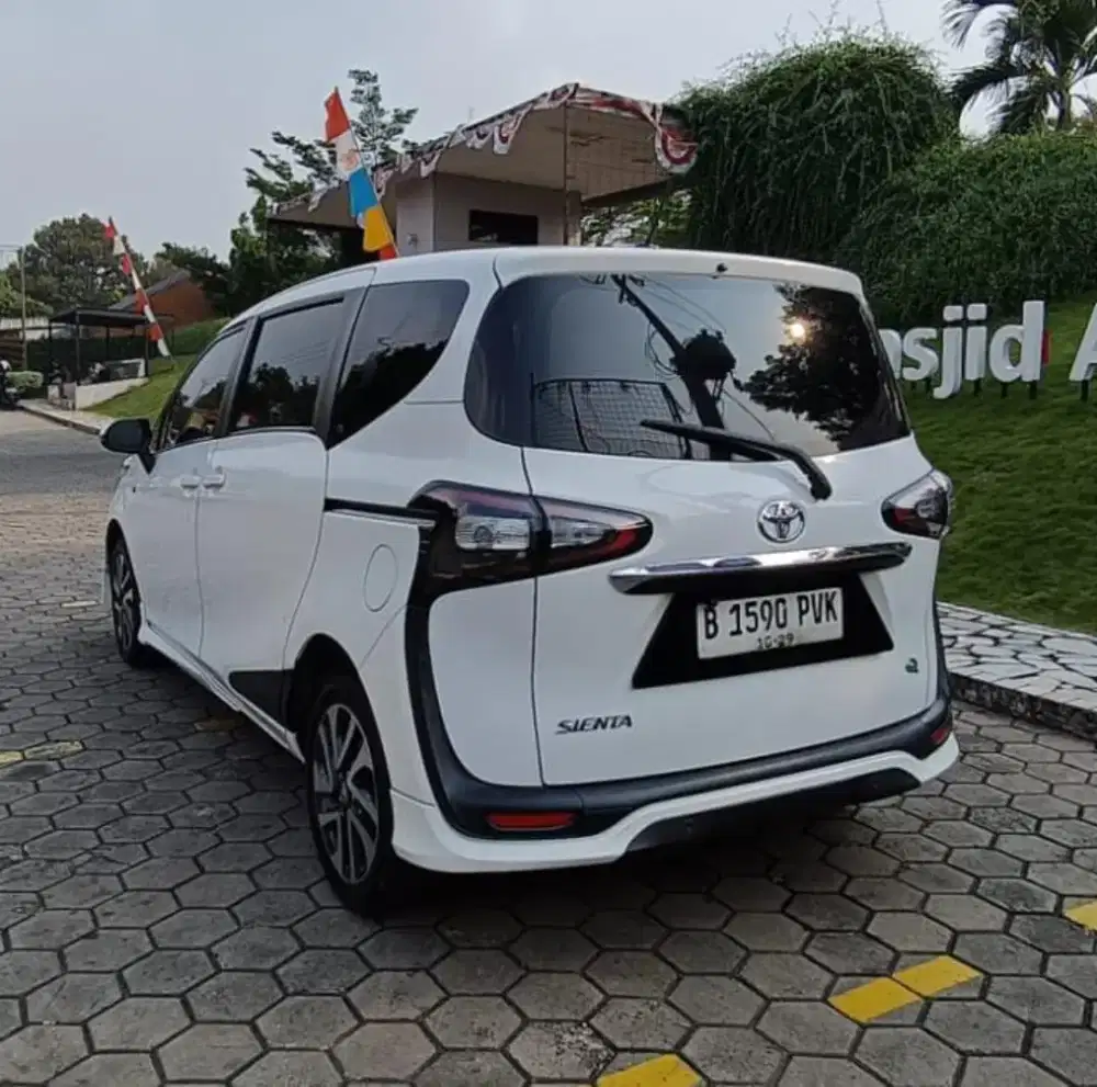 Sienta Q 2016 metic..mulus.