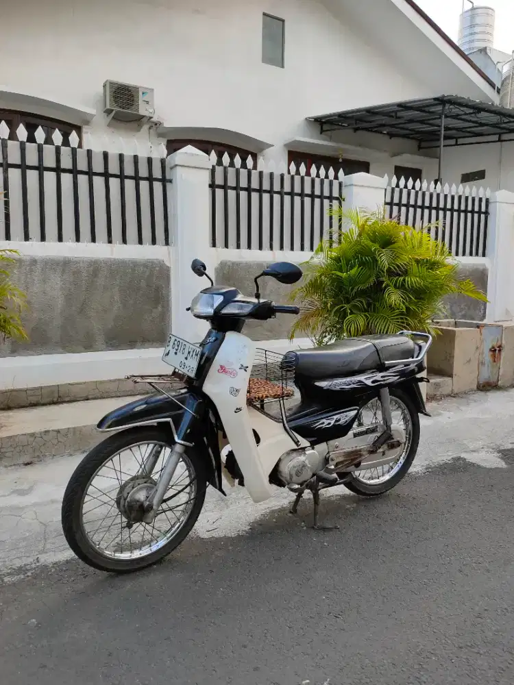 ASTREA LEGENDA TAHUN 2003