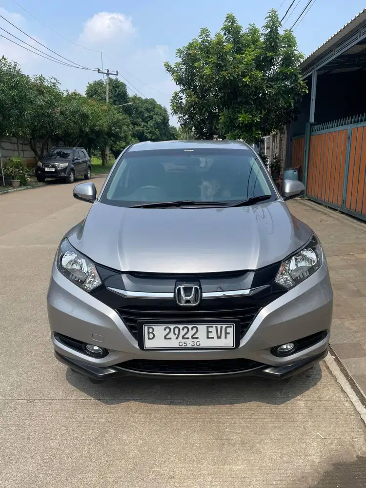 Honda HR-V E CVT A/T 2016 LOW KM