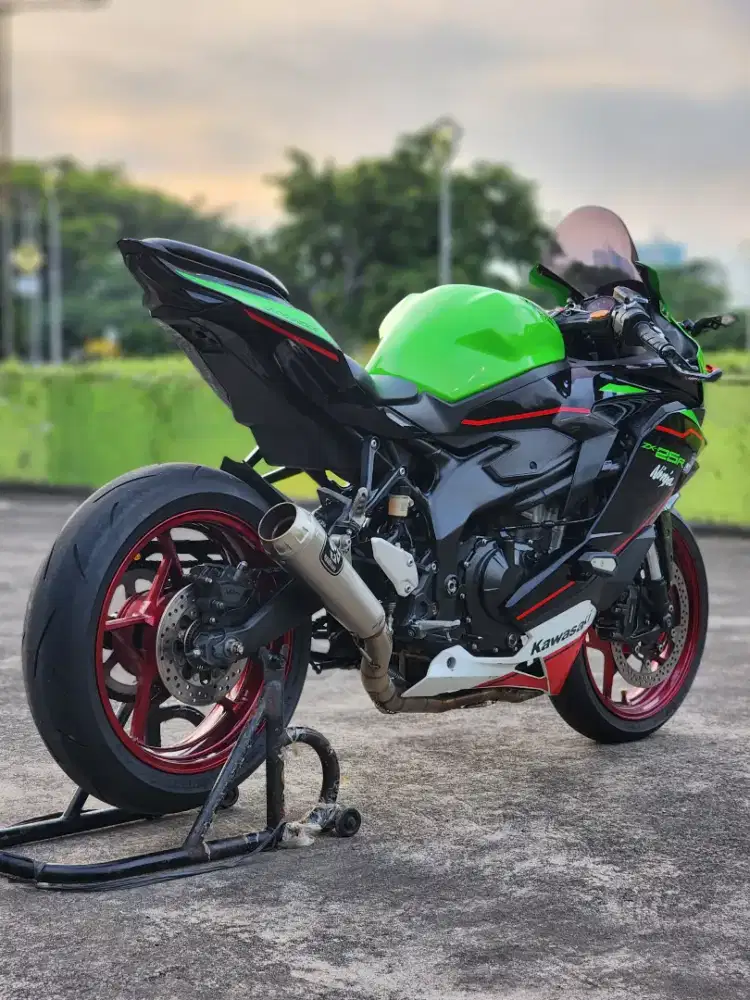 Kawasaki ZX25R ABS Hijau