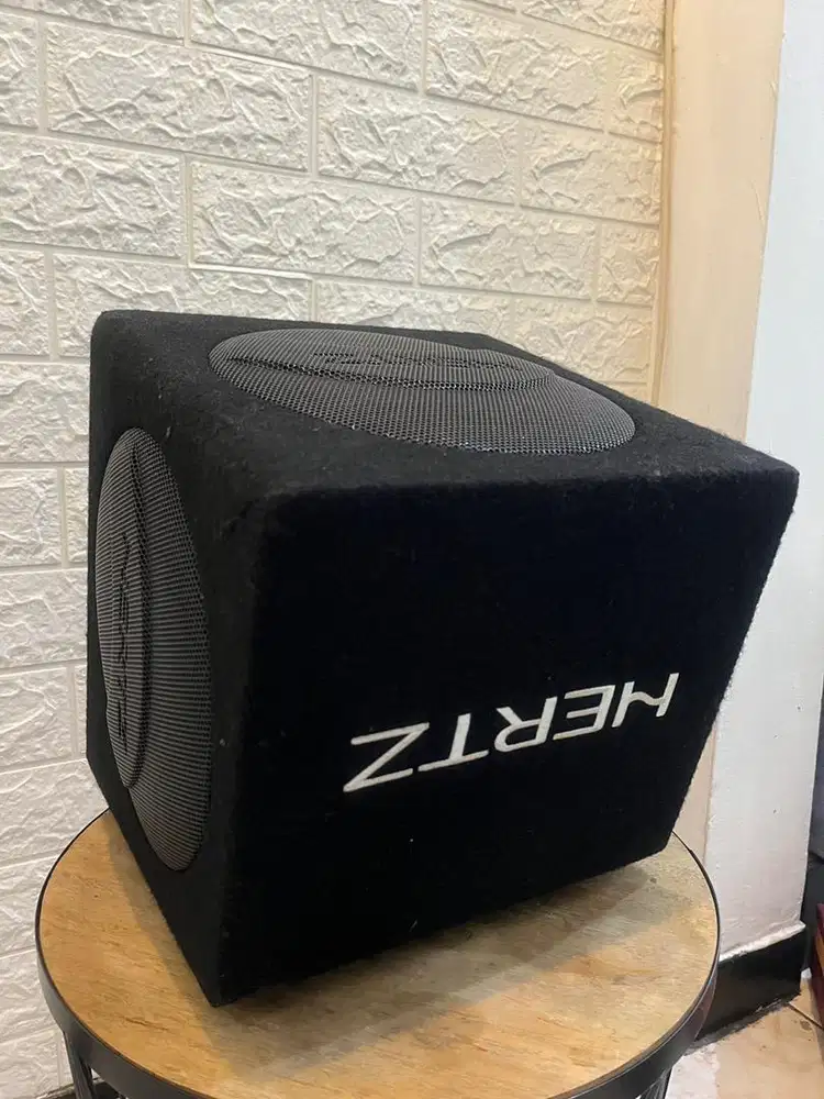 Subwoofer Hertz Speaker Active Mobil