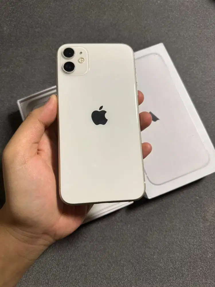 Iphone 11 64 gb putih inter resmi beacukai