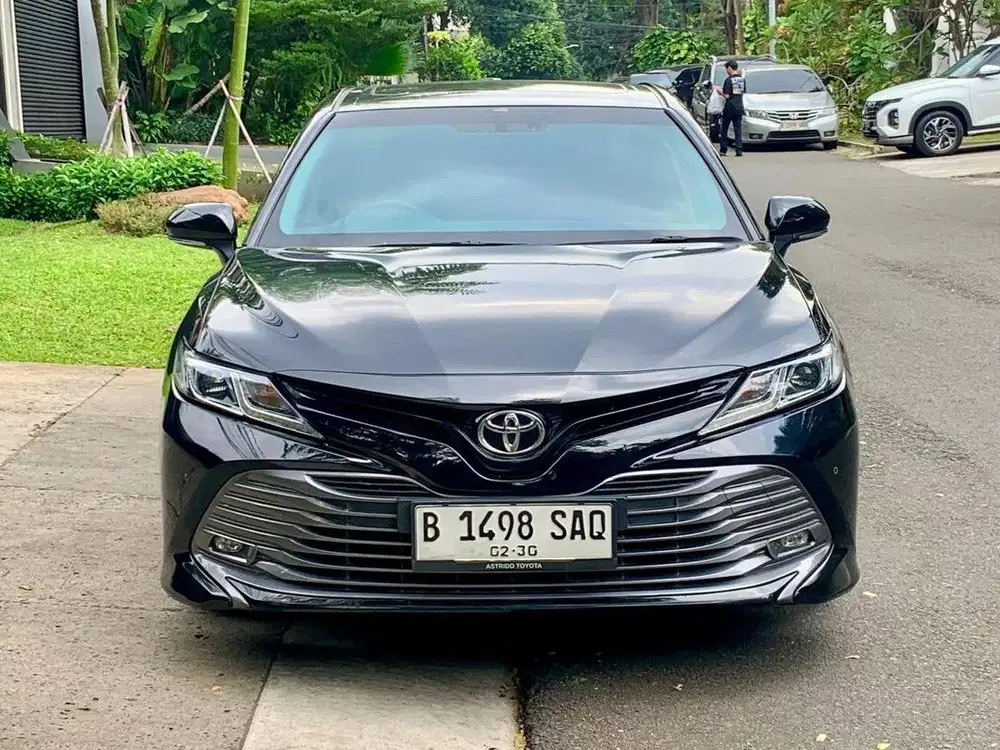 NEW CAMRY V 2.5 AT 2020 HITAM KM 78rb PAJAK 2026