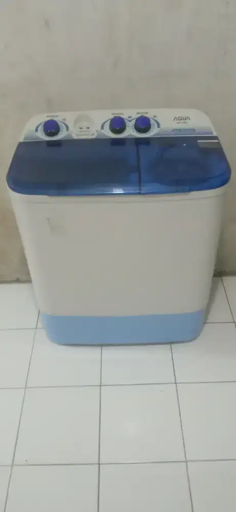 Mesin cuci 2 tabung Aqua 8,5kg