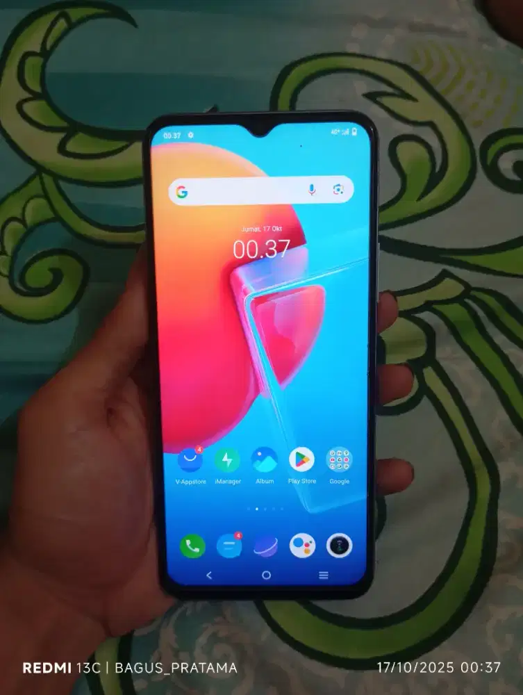 bantuin tmen mau jual vivo y51 8+4/128 fullsett msih mulus bgtt