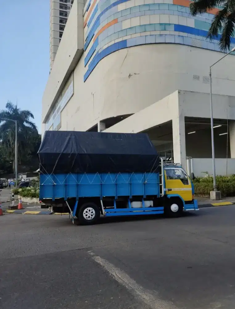 Jasa sewa truk pindahan