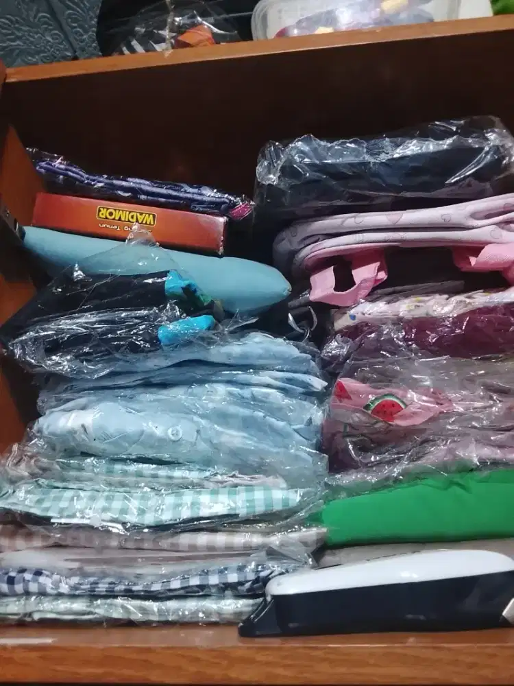 saya ingin jual baju tidr