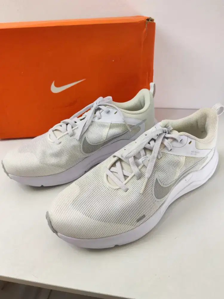 Sepatu Running Nike ORI
