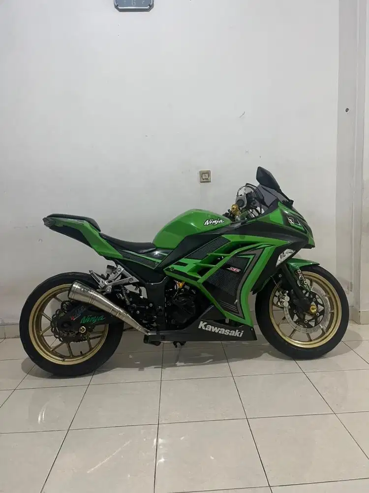 KAWASAKI NINJA 250 abs SE  TAHUN MUDA 201724.24(