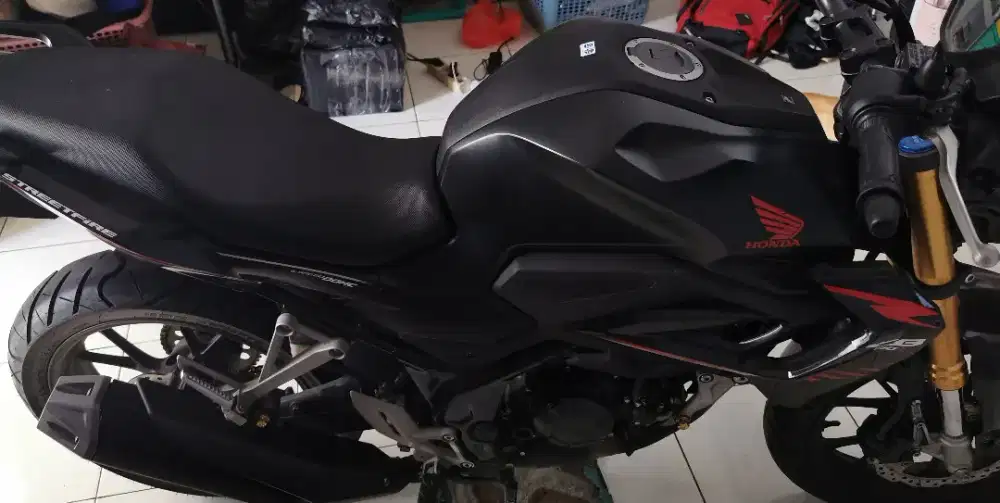 HONDA CB150R Black th.2022 pembelian th.2024