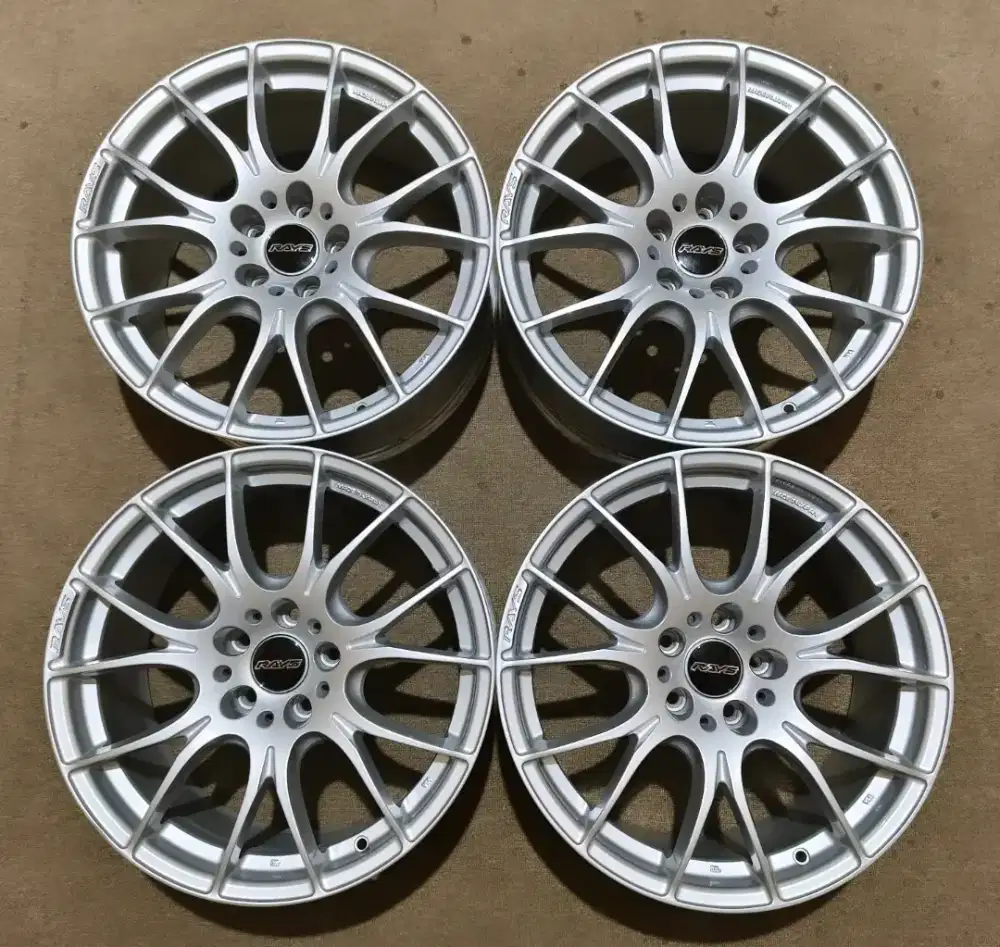 Original Rays Homura 18x8,5 pcd 5x114/112