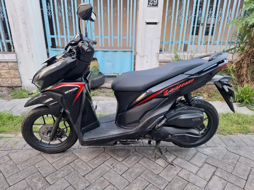 BU vario 125 2019 km 38 rb kondisi sgt bagus samsat kdg cowek