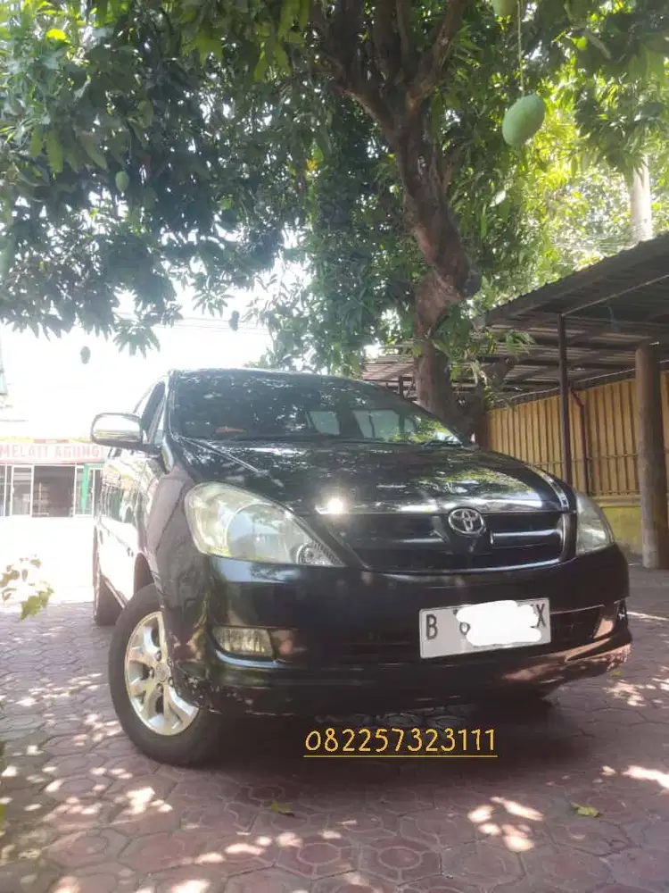 Kijang Innova 2.0 V AT 2005 Istimewa