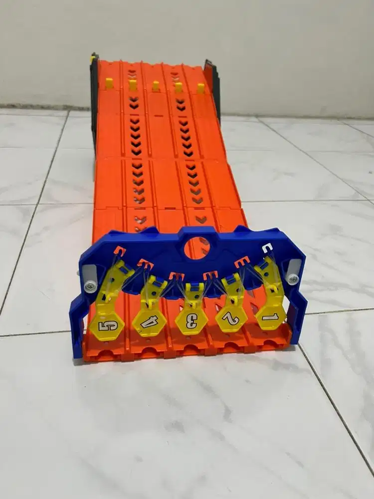 Track Hot Wheels 5 Jalur