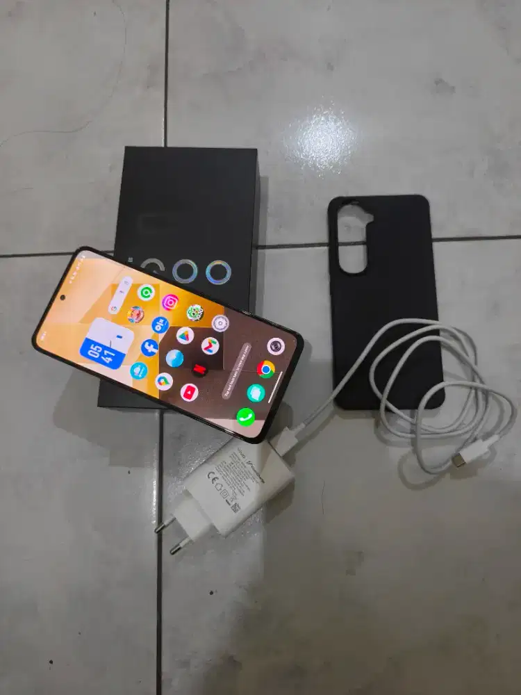 Iqoo Z10 lite 8/256 fullset like new