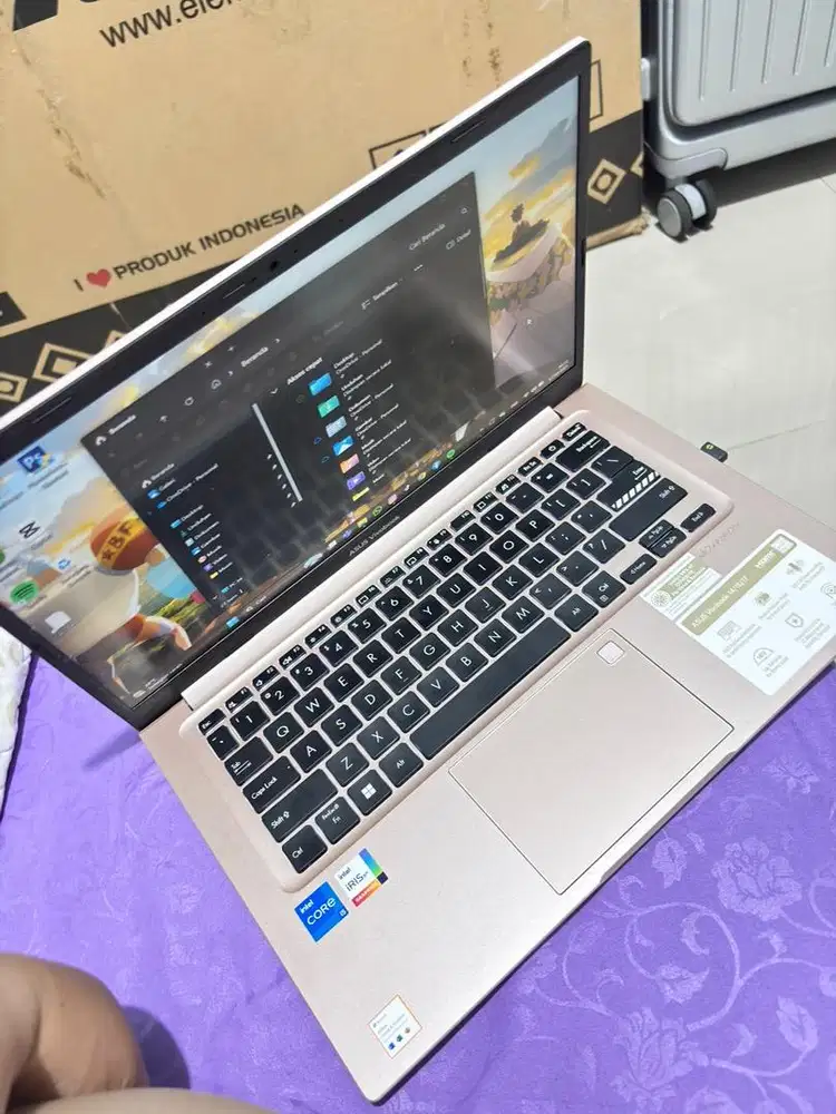 Laptop asus vivobook