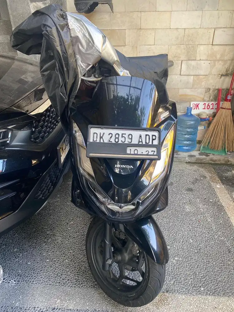 Jual cepat honda pcx 2022 warna hitam