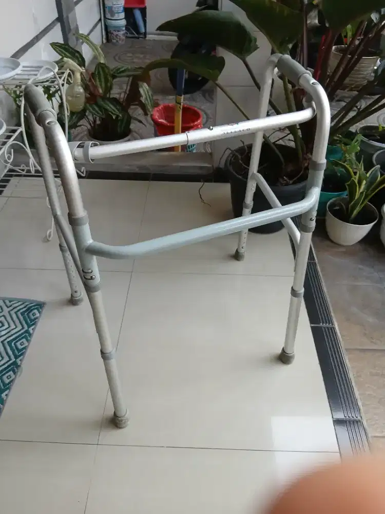 jual tongkat / wolker