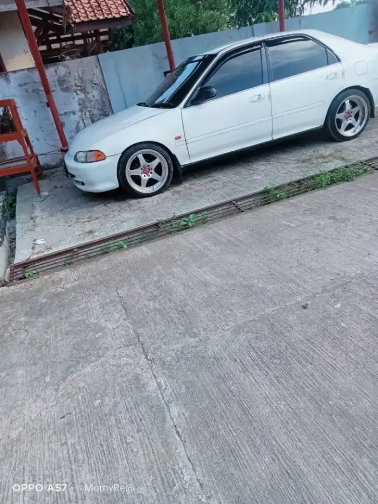 Jual mobil bekas