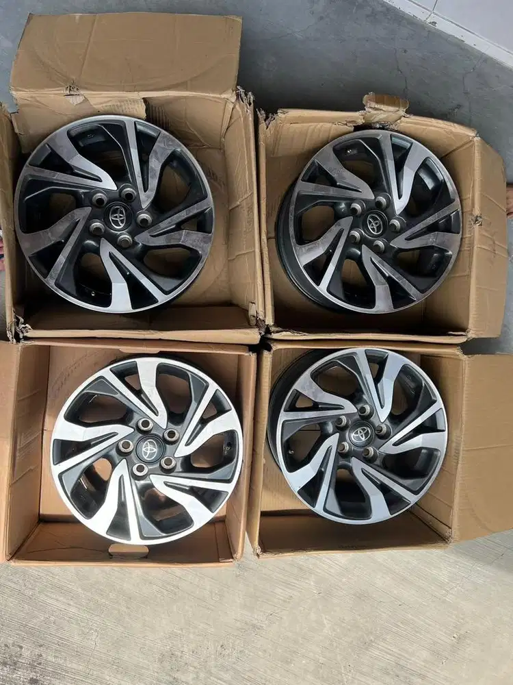 Velg Innova Reborn R16