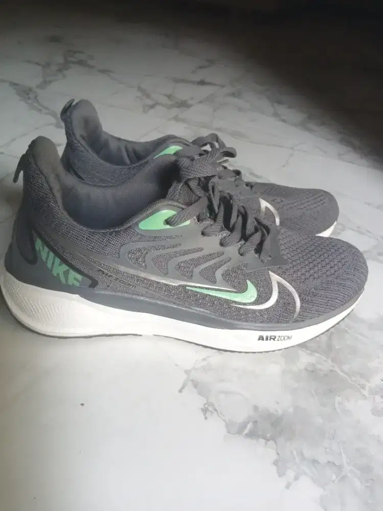 Sepatu nike size 41