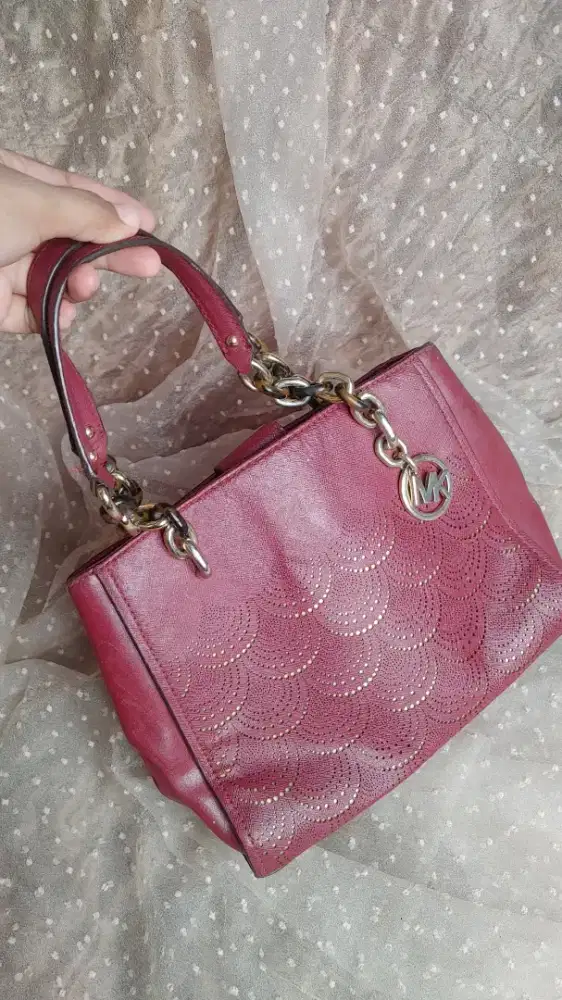 MK Maroon Sofia Medium