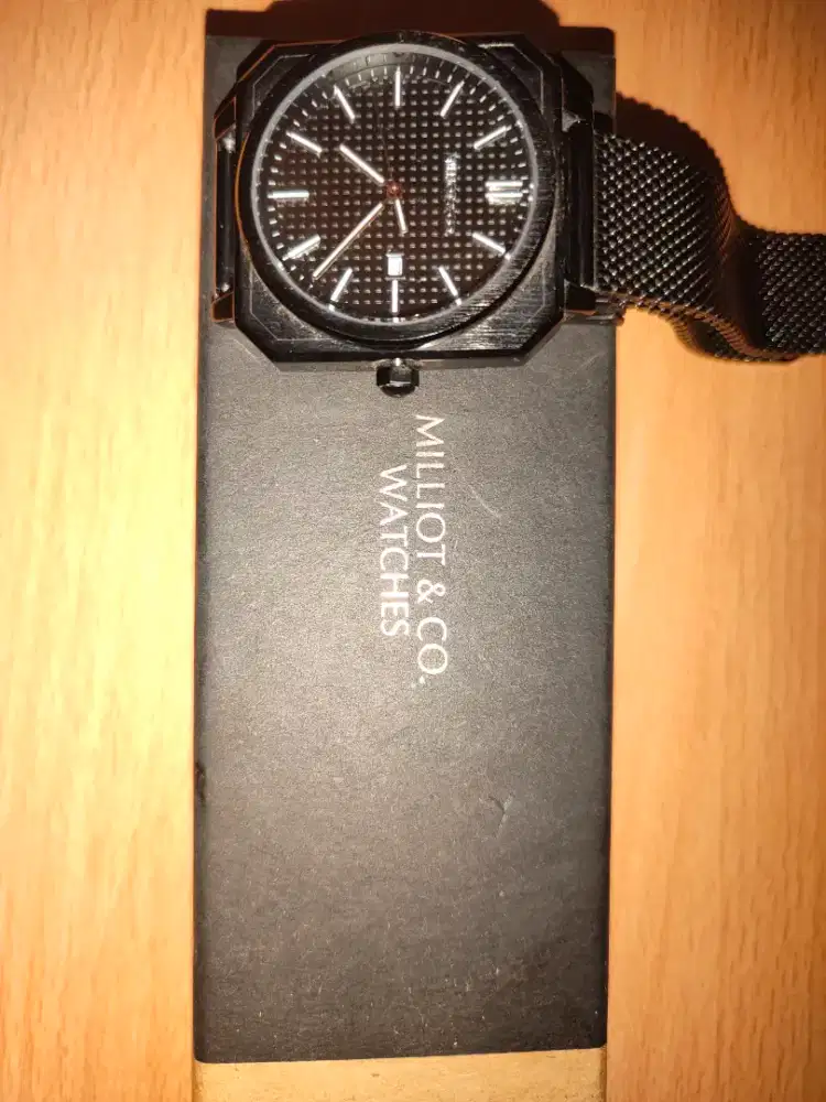 Jam Tangan MILLIOT & CO