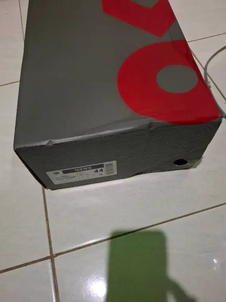 Sepatu lokal kanky
