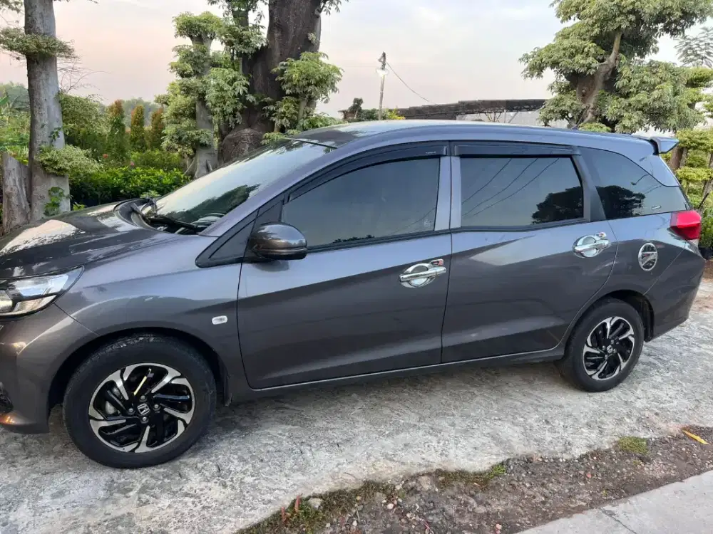 Honda mobilio tahun 2021 S lamongan