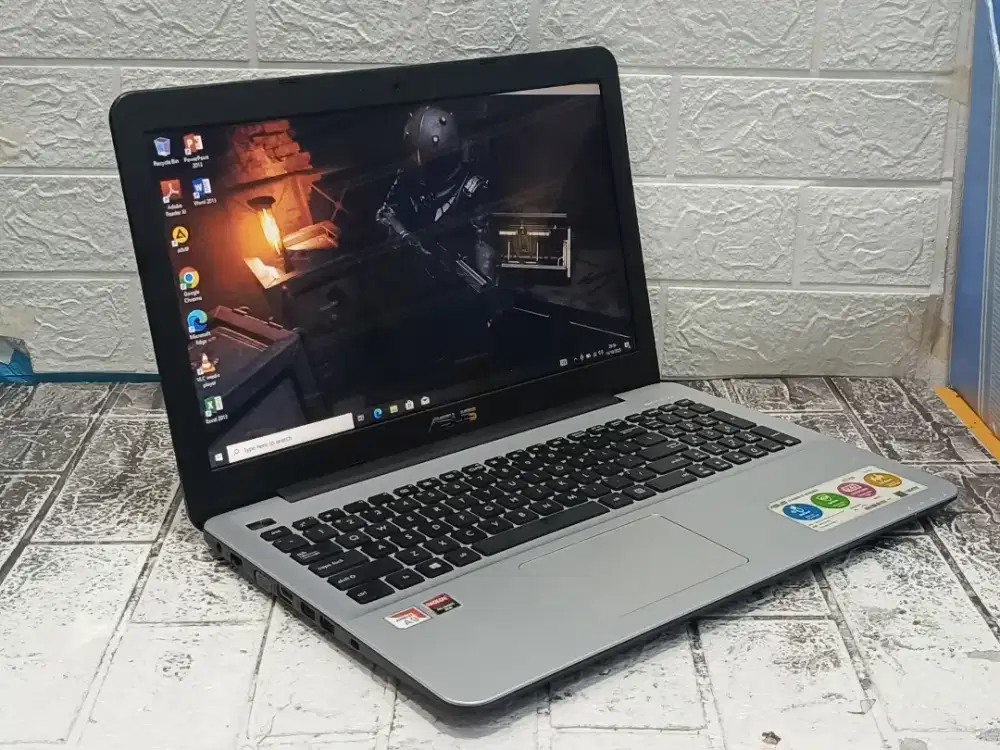 Asus X555B AMD A9-9420 RADEON R5 RAM 4GB SSD 128GB HDD 1TB Fullset